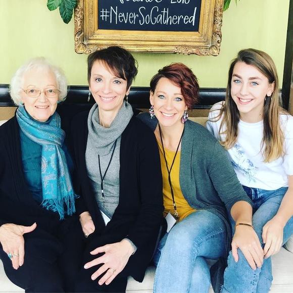 Meet your Posher, Jaci - Picture 1 of 1